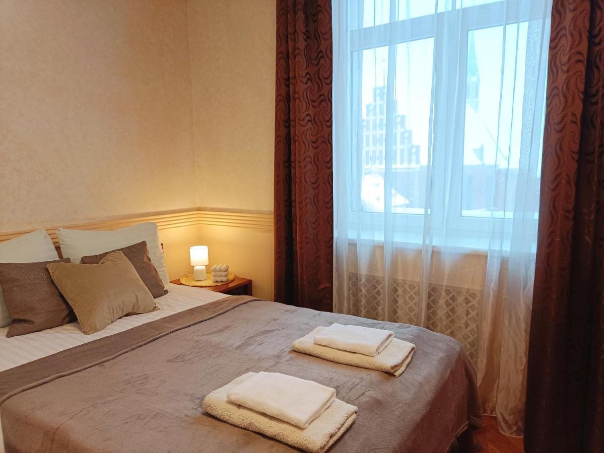 Old Town Retreat With Stunning Views 2 Bedroom Apartment Nearby The Church Of Saint Peter リガ エクステリア 写真